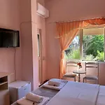 Szálloda 3 *