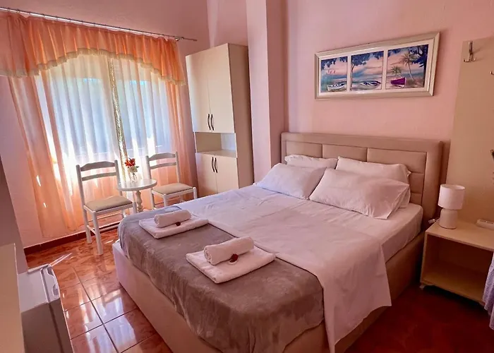 Hotel 3 *
