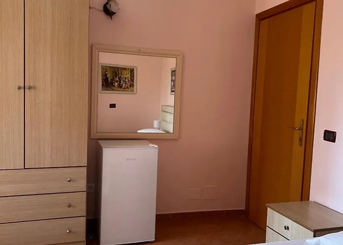 3 * Durres