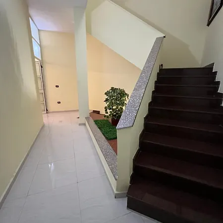 Hotel 3 *