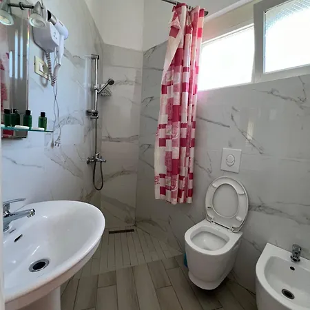 3 Hotel Durrës